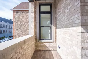 2471 N Clybourn Ave, Chicago, IL 60638 - Photo 17