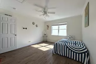 731 Lake Ridge Dr, South Elgin, IL 60177 - Photo 15