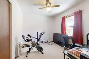 614 Creve Coeur Dr, Champaign, IL 61822 - Photo 15