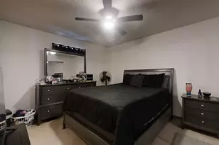 614 Creve Coeur Dr, Champaign, IL 61822 - Photo 11