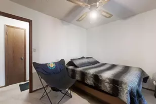 614 Creve Coeur Dr, Champaign, IL 61822 - Photo 21