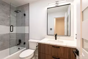 213 Hiawatha Trail, Wood Dale, IL 60191 - Photo 35