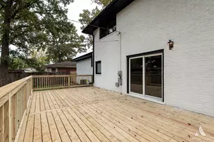 213 Hiawatha Trail, Wood Dale, IL 60191 - Photo 51