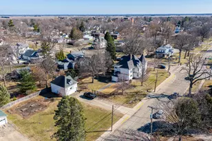 405 E Peru St, Princeton, IL 61356 - Photo 39