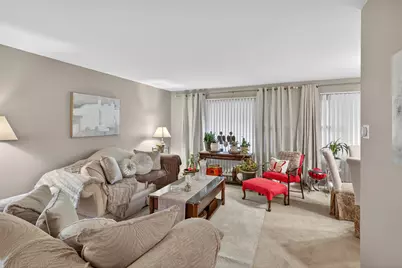 18038 Juneway Court, Country Club Hills, IL 60478 - Photo 7