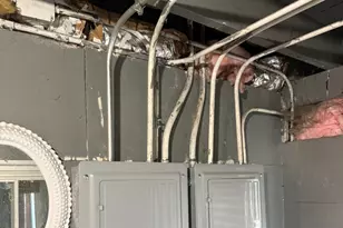 2304 W 47th Pl, Chicago, IL 60609 - Photo 19