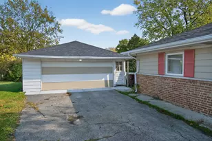 370 Miami St, Park Forest, IL 60466 - Photo 15