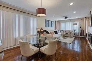 8225 S Manistee Ave, Chicago, IL 60617 - Photo 9