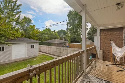 8225 S Manistee Avenue, Chicago, IL 60617 - Photo 13