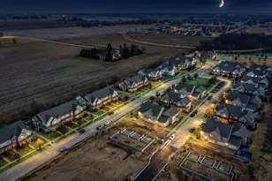 607 Clayton Cir, Sycamore, IL 60178 - Photo 47