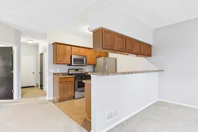 607 Clayton Circle #607, Sycamore, IL 60178 - Photo 9