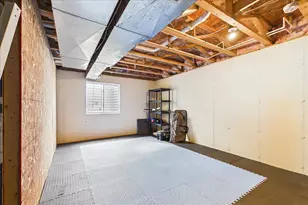 607 Clayton Cir, Sycamore, IL 60178 - Photo 25