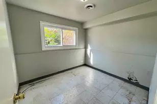 16611 Marshfield Ave, Markham, IL 60428 - Photo 9