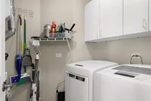 2810 Belle Ln, Schaumburg, IL 60193 - Photo 15