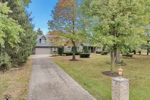 15 Timber View Ln, Yorkville, IL 60560 - Photo 3