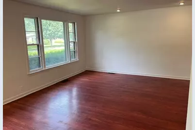 8713 Drake Avenue, Skokie, IL 60076 - Photo 5