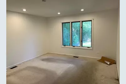 8713 Drake Avenue, Skokie, IL 60076 - Photo 11