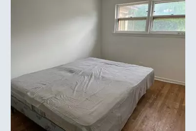 8713 Drake Avenue, Skokie, IL 60076 - Photo 13