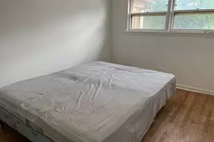 8713 Drake Ave, Skokie, IL 60076 - Photo 13