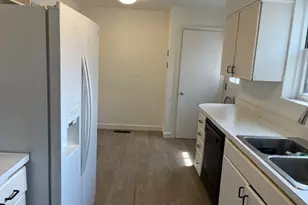 8713 Drake Ave, Skokie, IL 60076 - Photo 7