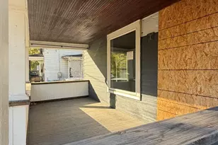 522 E Superior St, Ottawa, IL 61350 - Photo 3