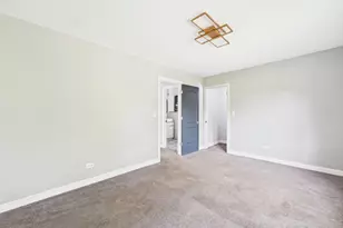 12039 S Yale Ave, Chicago, IL 60628 - Photo 13