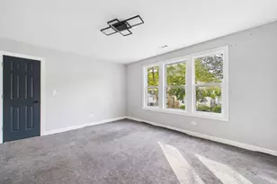 12039 S Yale Ave, Chicago, IL 60628 - Photo 17