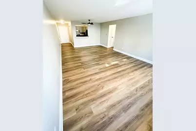 677 S River Road #2D, Des Plaines, IL 60016 - Photo 9