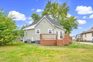 222 W Chestnut St, Hoopeston, IL 60942 - Photo 23