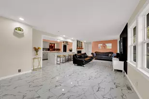 2135 Richton Rd, Steger, IL 60475 - Photo 3