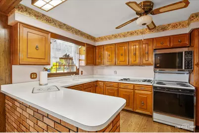 3S520 Marian Lane, Sugar Grove, IL 60554 - Photo 13