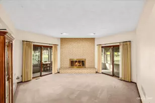 3S520 Marian Ln, Sugar Grove, IL 60554 - Photo 7