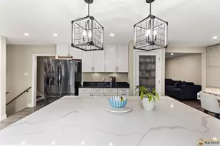 [Address not provided], Downers Grove, IL 60515 - Photo 17