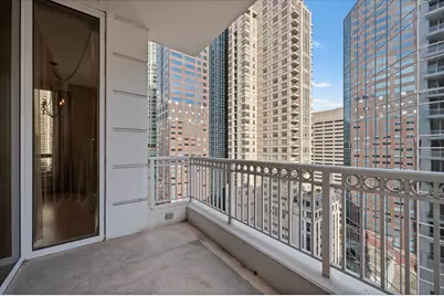 55 E Erie Street #1903, Chicago, IL 60611 - Photo 33