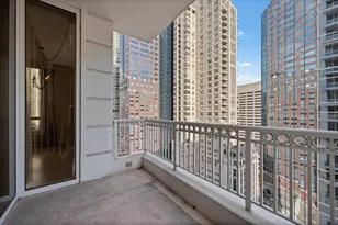 55 E Erie St, Chicago, IL 60611 - Photo 33