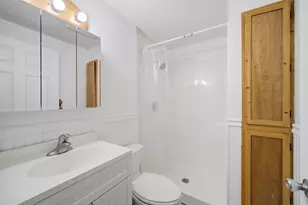 212 N Knollwood Dr, Wheaton, IL 60187 - Photo 11