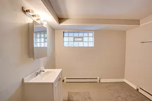 3235 W 157th St, Markham, IL 60428 - Photo 15