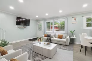 1582 Pennsylvania Ave, Des Plaines, IL 60018 - Photo 3