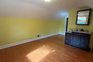 327 Euclid Ave, Highwood, IL 60040 - Photo 9