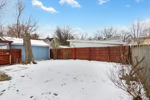 1212 N Madison St, Bloomington, IL 61701 - Photo 15