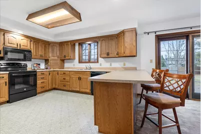 404 Chelsea Drive, Bloomington, IL 61704 - Photo 11