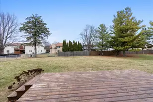 404 Chelsea Dr, Bloomington, IL 61704 - Photo 25