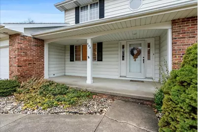 404 Chelsea Drive, Bloomington, IL 61704 - Photo 3