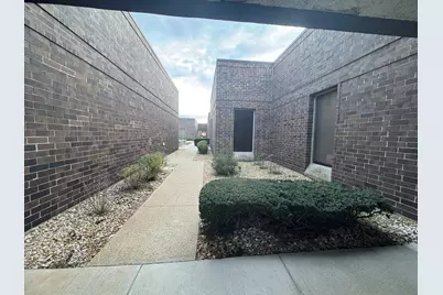 1765 W Cortland Court #L, Addison, IL 60101 - Photo 3