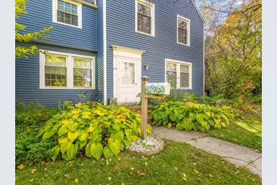 615 Dean Street, Woodstock, IL 60098 - Photo 5