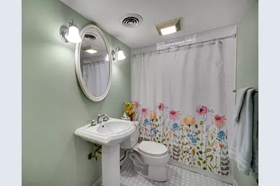 533 Drake Street, Libertyville, IL 60048 - Photo 23