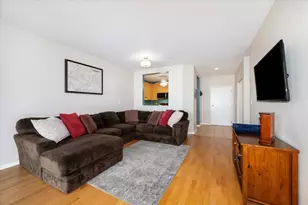 [Address not provided], Melrose Park, IL 60160 - Photo 3