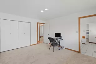 16666 Parliament Ave, Tinley Park, IL 60477 - Photo 9