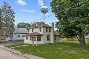 92 Maple St, Sugar Grove, IL 60554 - Photo 3