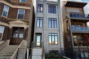 2417 W Walton St, Chicago, IL 60622 - Photo 1